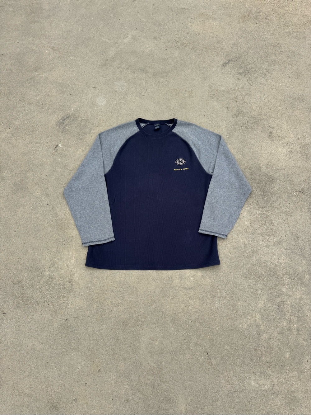 Men’s vintage nautica jeans navy long sleeve